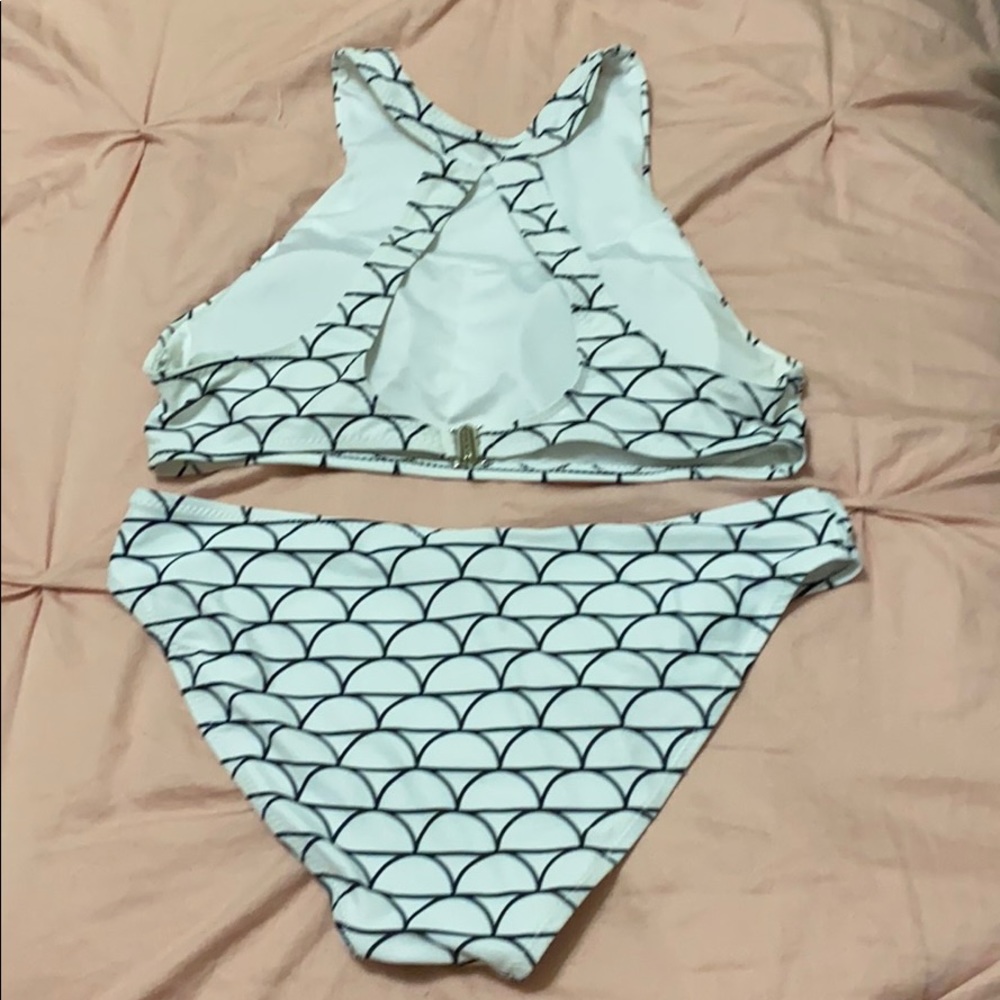 bathing suit - Picture 2 of 2
